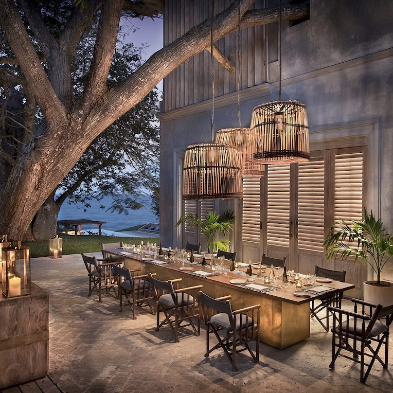 SIRIA BEACH Dine Out