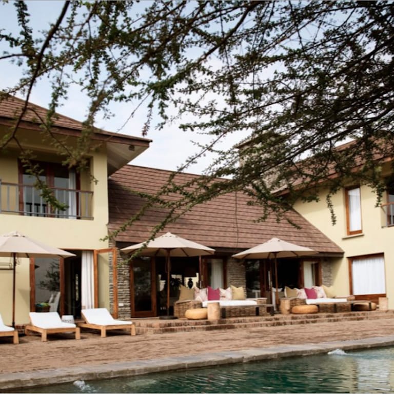 Siringit-Villa-by-Mantis-1