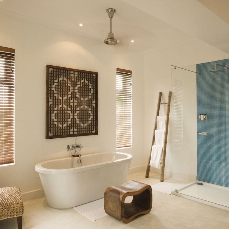 THE-OYSTER-BAY-HOTEL-1