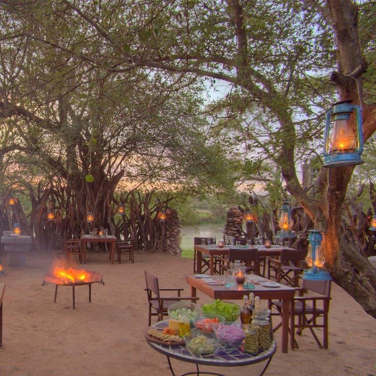 african-boma-at-grumeti-serengeti-tented-camp-on-a-tanzania-luxury-safari