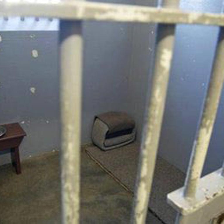 city-and-private-robben-island-tour-04