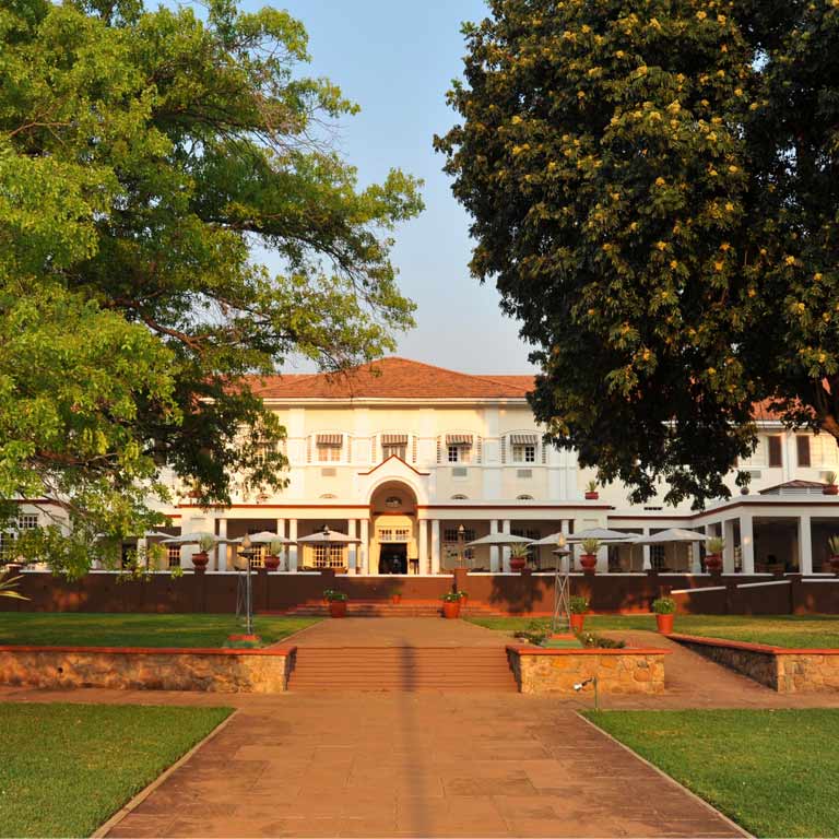 victoria-falls-hotel-04